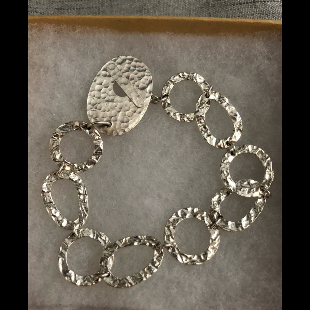 Bracelet - Picture 1 of 5